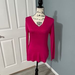 Pink long sleeve fitted tee size Med